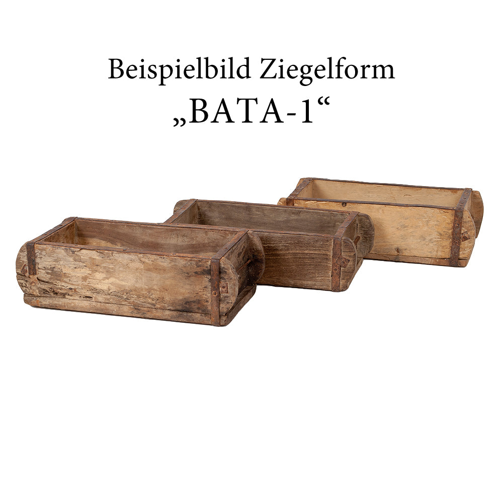 Ziegelform BATA-1 mit Metallbeschlägen